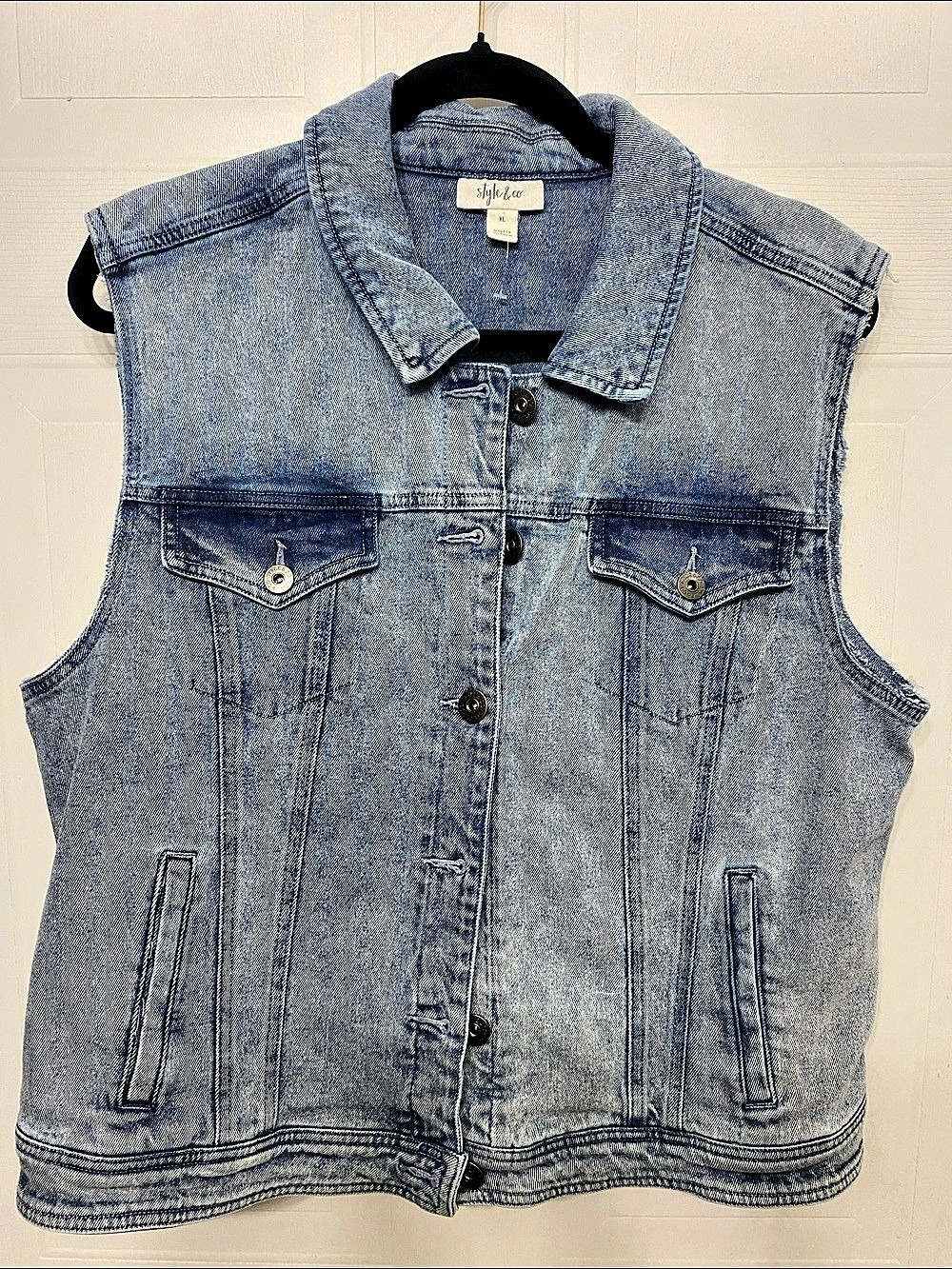 Style & Co Women's Blue Denim Vest Like New
